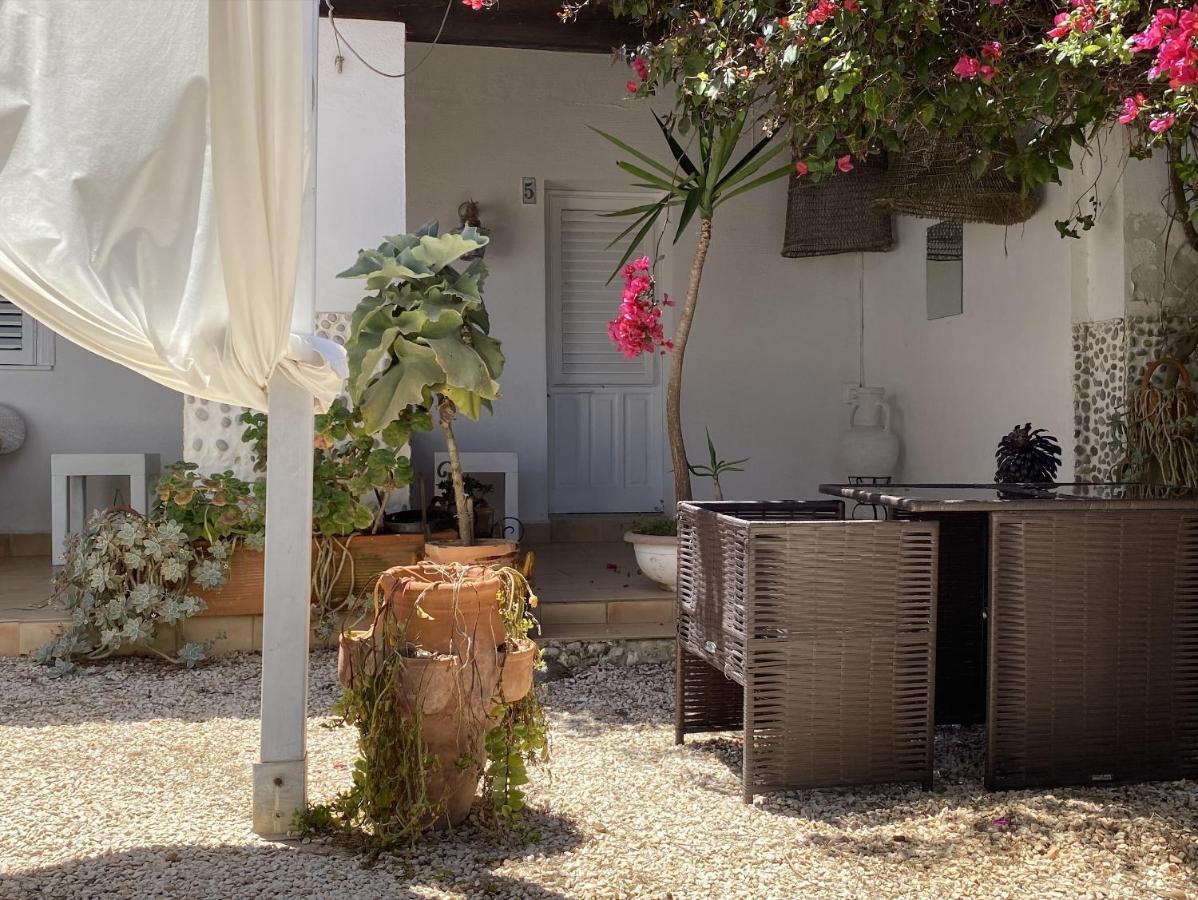 Villa Antonella Boutique Hotel Favignana Exterior photo